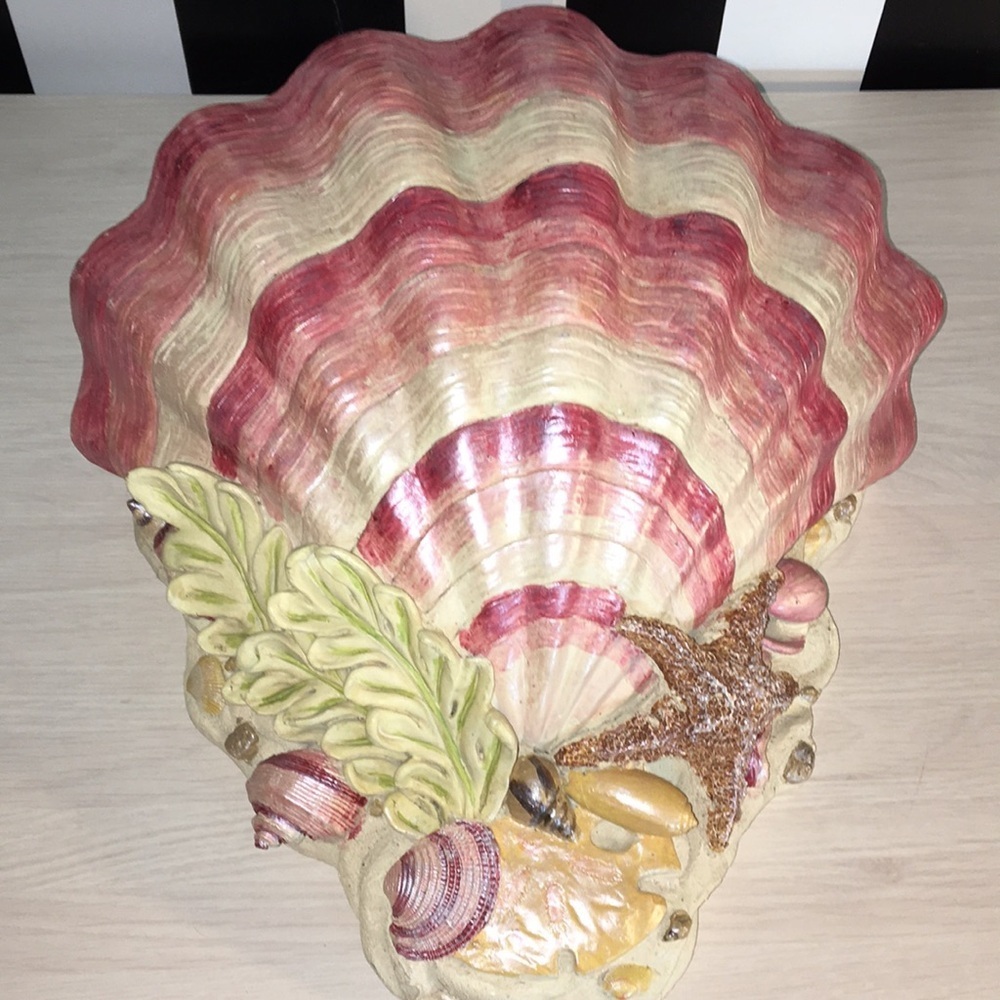 Vintage Large Plaster Shell Planter For Wall Coastal Nautical Beachy Home Decor - Picture 3 of 17